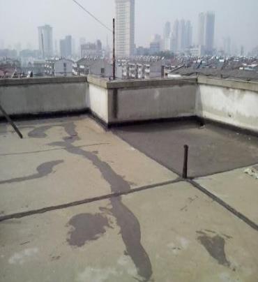 牟平漏水维修 楼顶漏水是什么原因，楼顶漏水维修方法是什么?